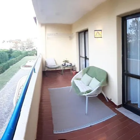 Apartment T2 Com 2Wc Em Condominio Com Piscina